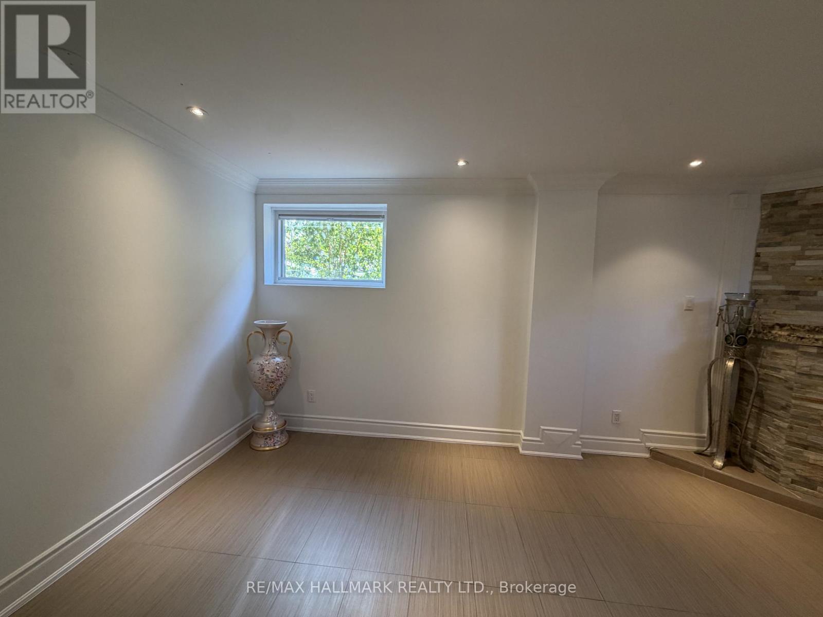 Bsmt - 190 Falstaff Avenue Property Photo 16