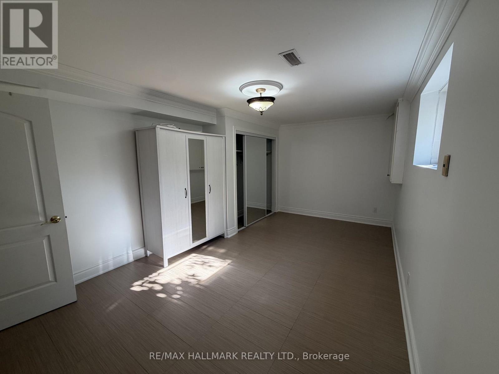 Bsmt - 190 Falstaff Avenue Property Photo 18