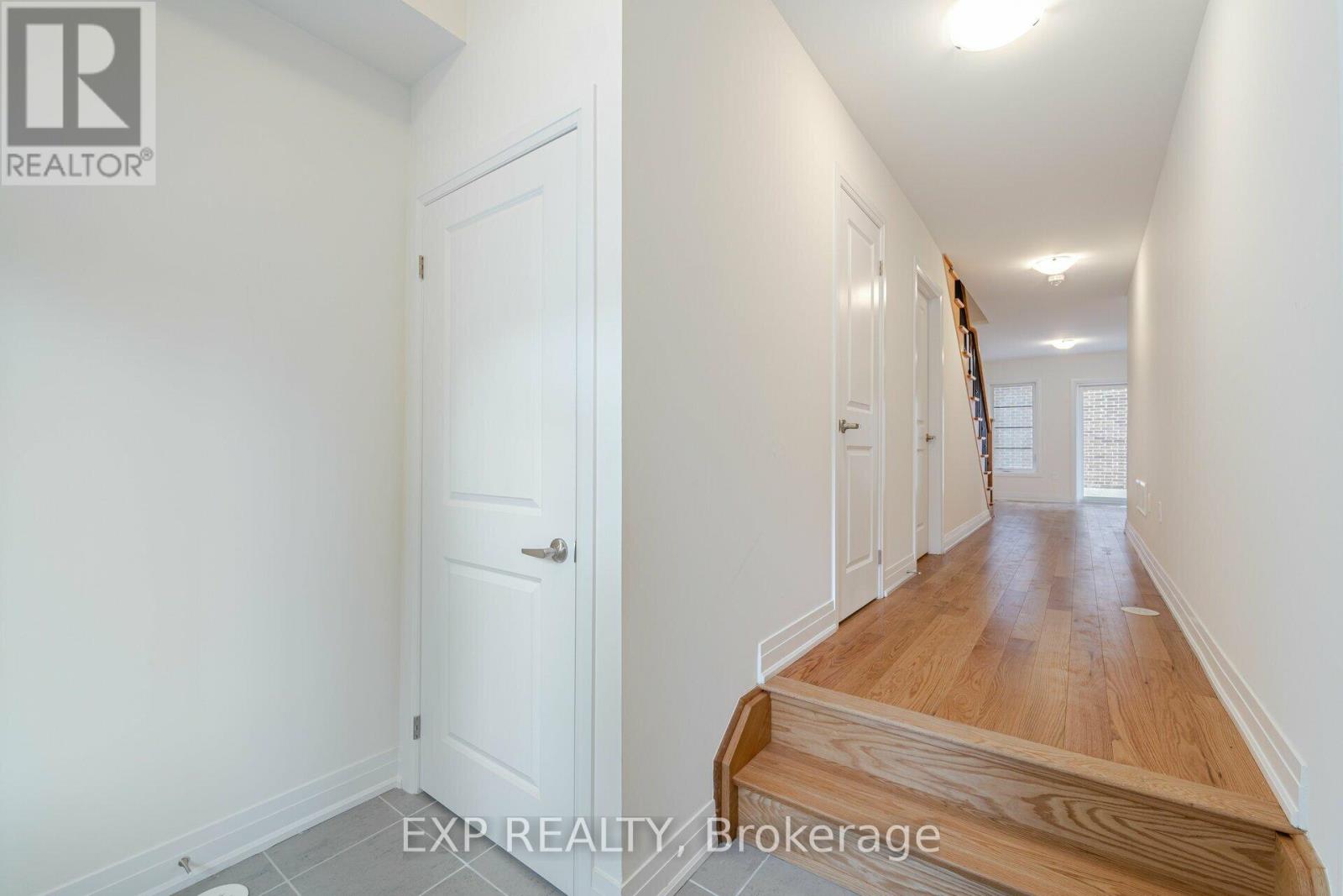 209 Wyndham Street Property Photo 4