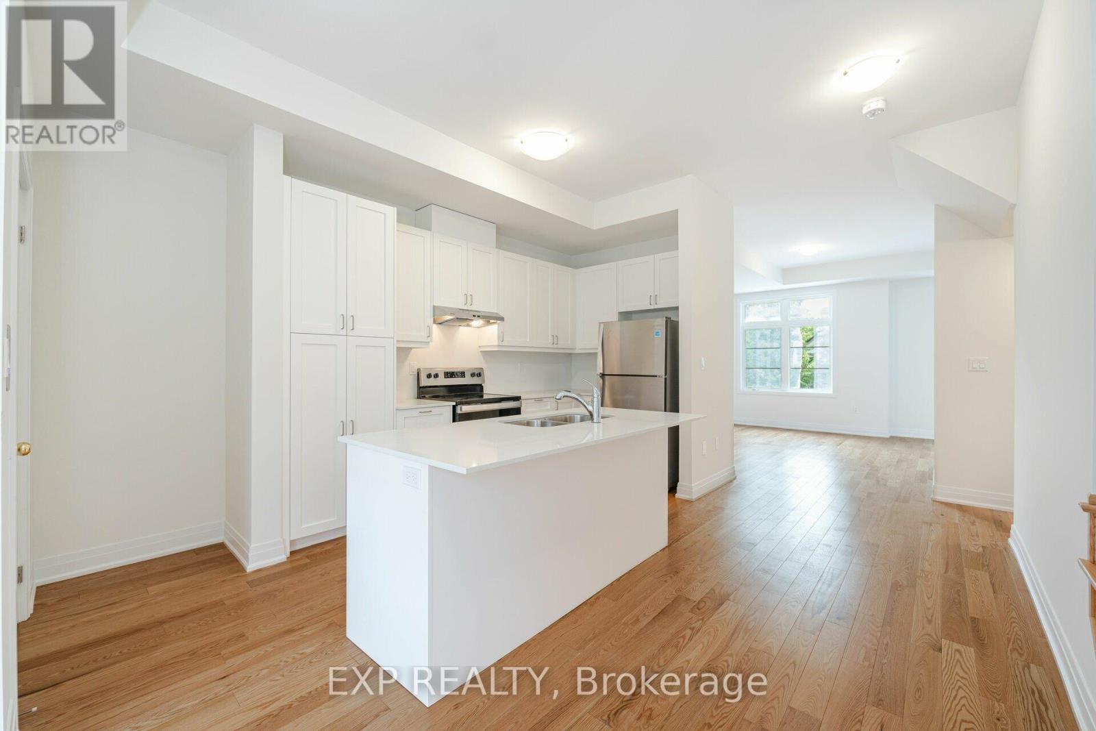 209 Wyndham Street Property Photo 14