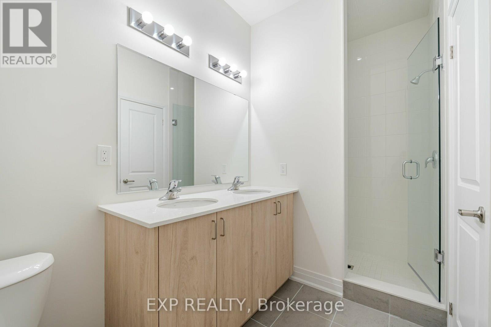 209 Wyndham Street Property Photo 24