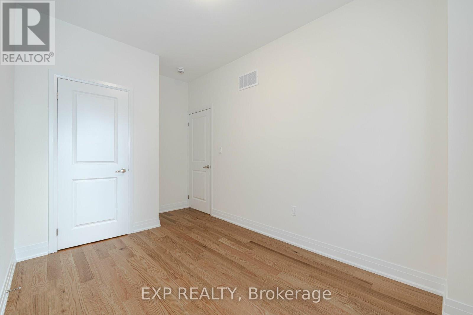 209 Wyndham Street Property Photo 27