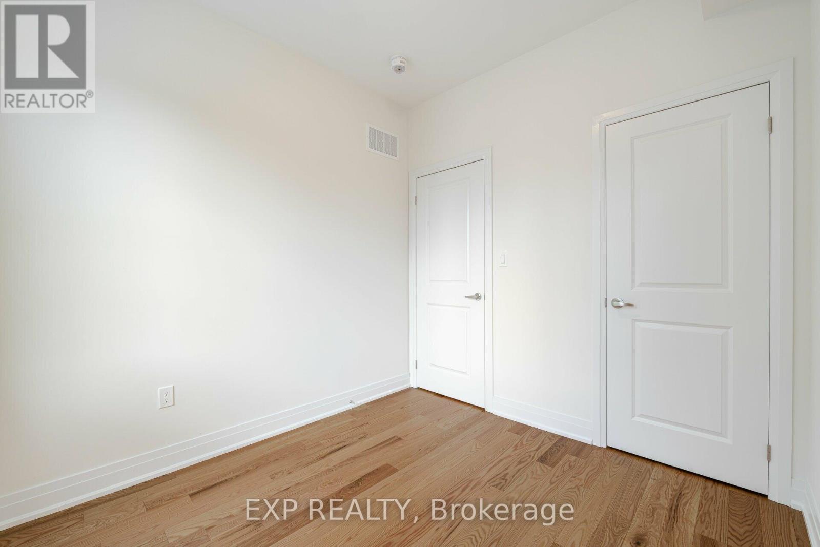 209 Wyndham Street Property Photo 29