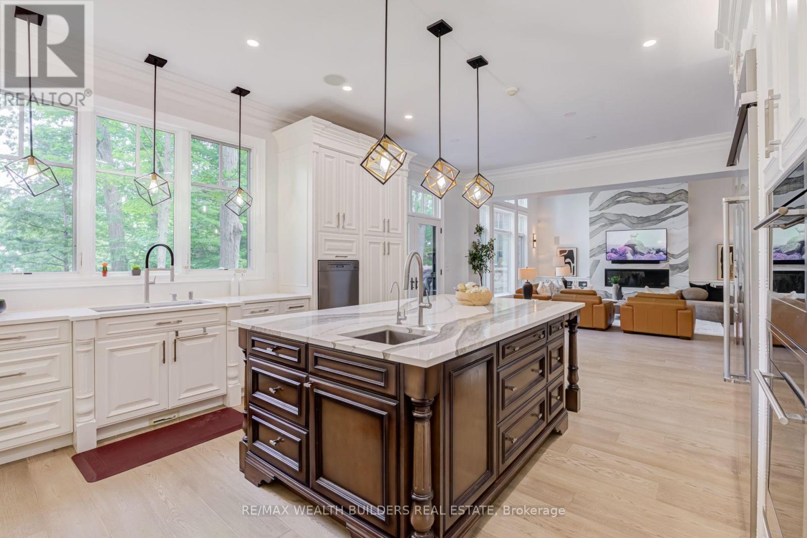 45 Shorewood Place Property Photo 15