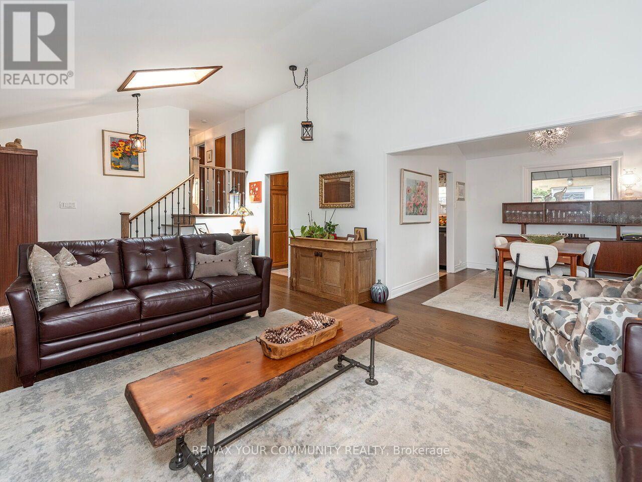 1899 Delaney Drive Property Photo 6