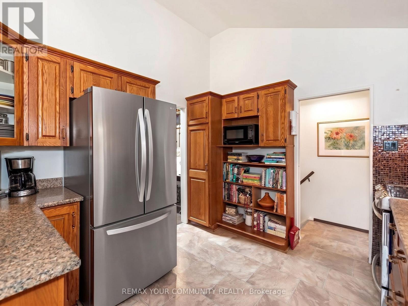 1899 Delaney Drive Property Photo 13