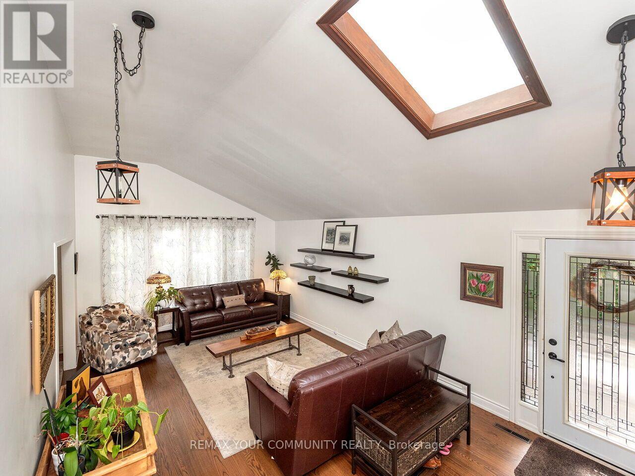 1899 Delaney Drive Property Photo 17