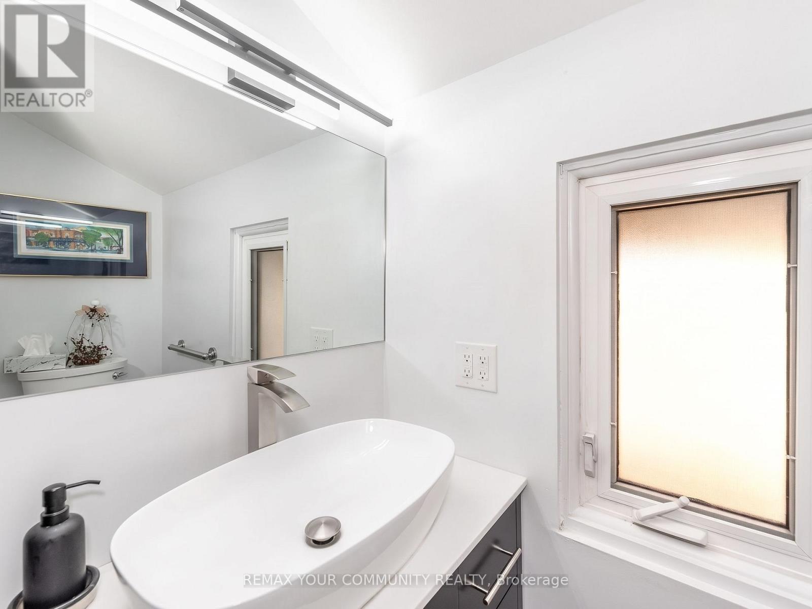 1899 Delaney Drive Property Photo 25