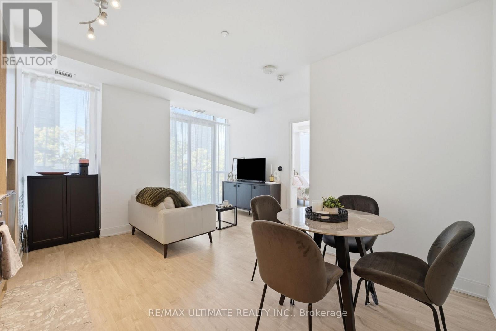 402 - 70 Annie Craig Drive Property Photo 10