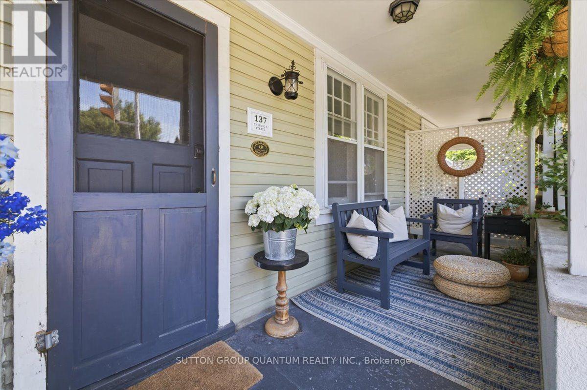 137 Chisholm Street Property Photo 5