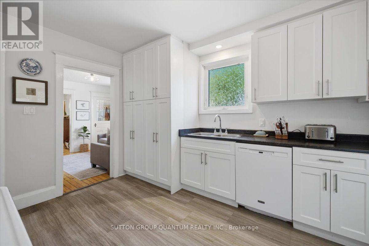 137 Chisholm Street Property Photo 21