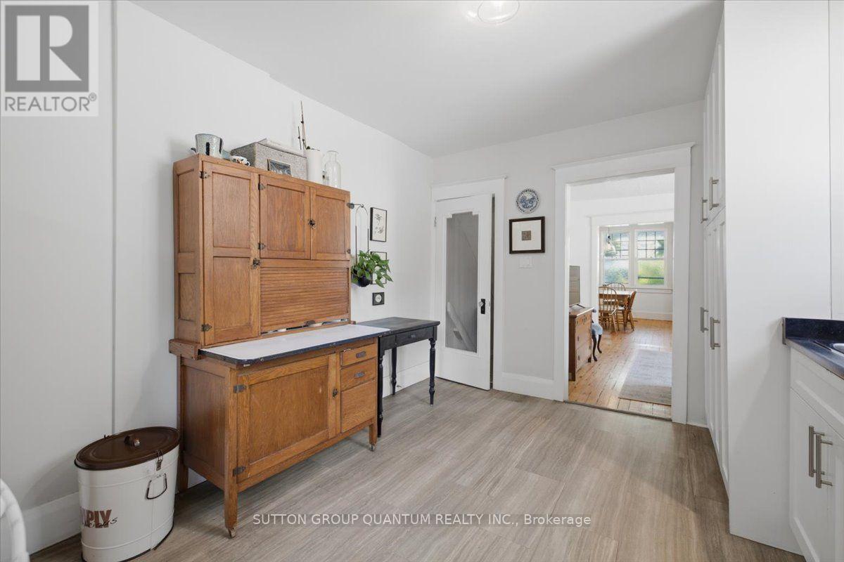 137 Chisholm Street Property Photo 22