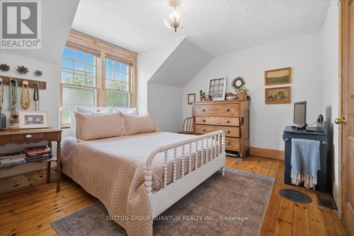 137 Chisholm Street Property Photo 24
