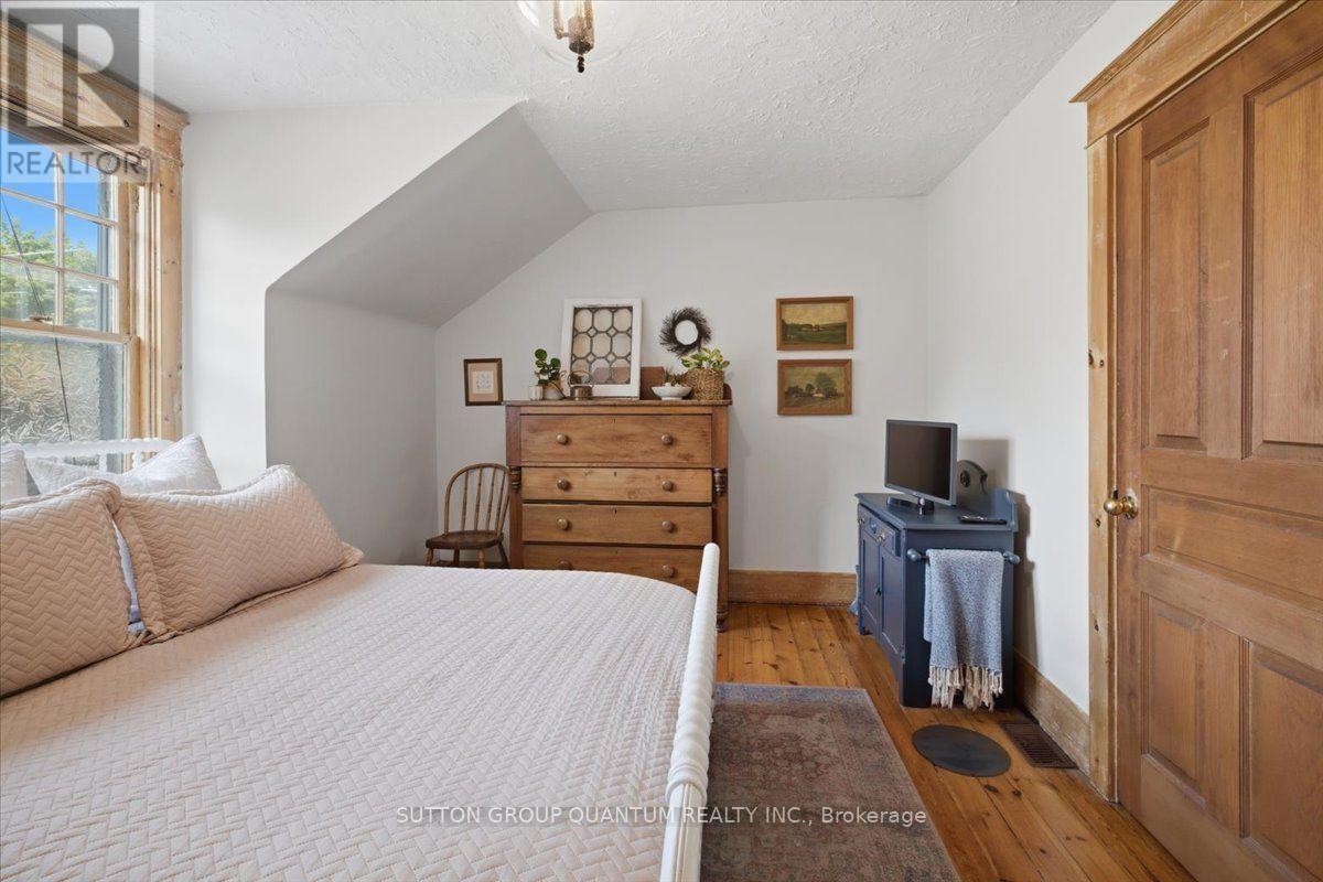 137 Chisholm Street Property Photo 25