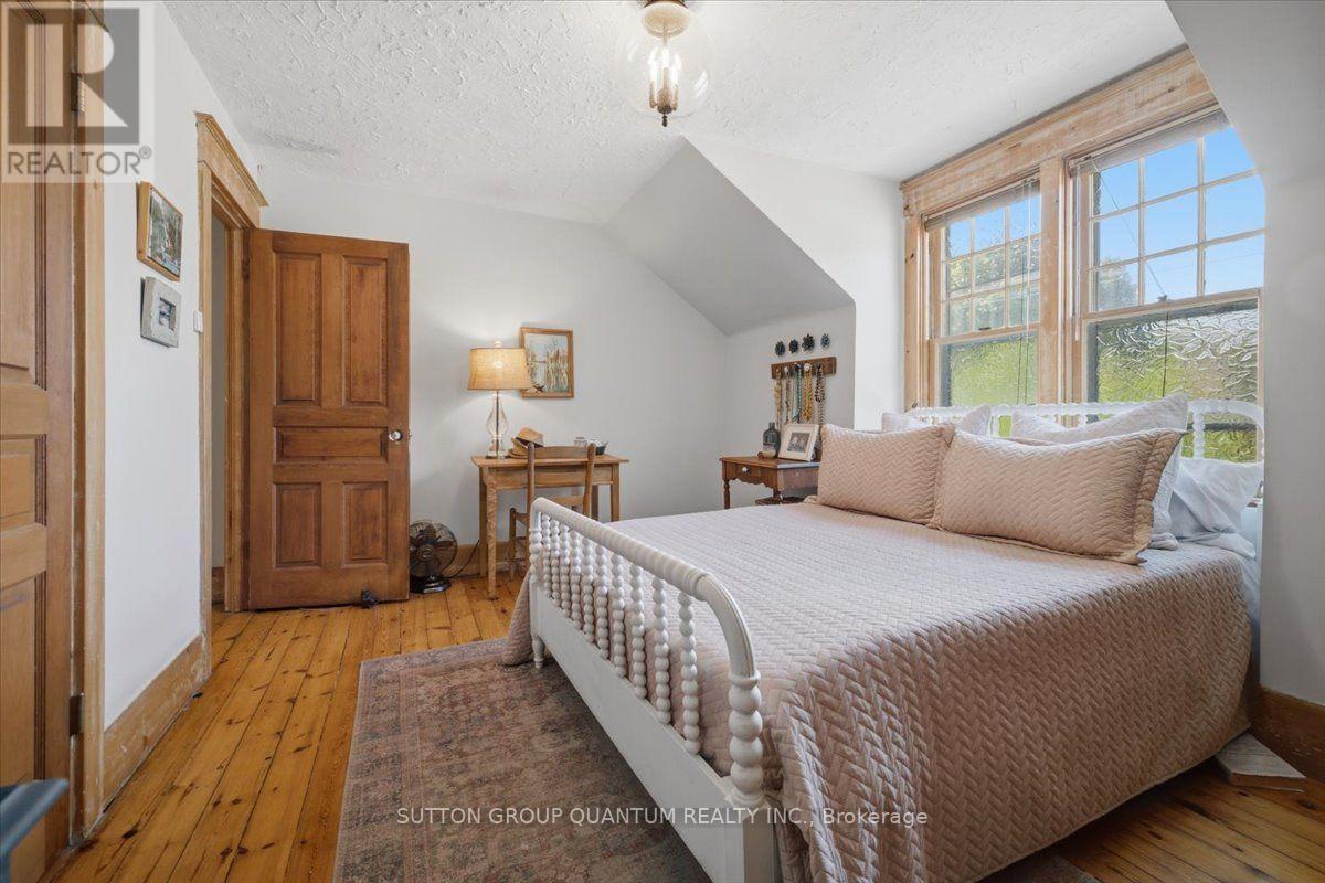 137 Chisholm Street Property Photo 26