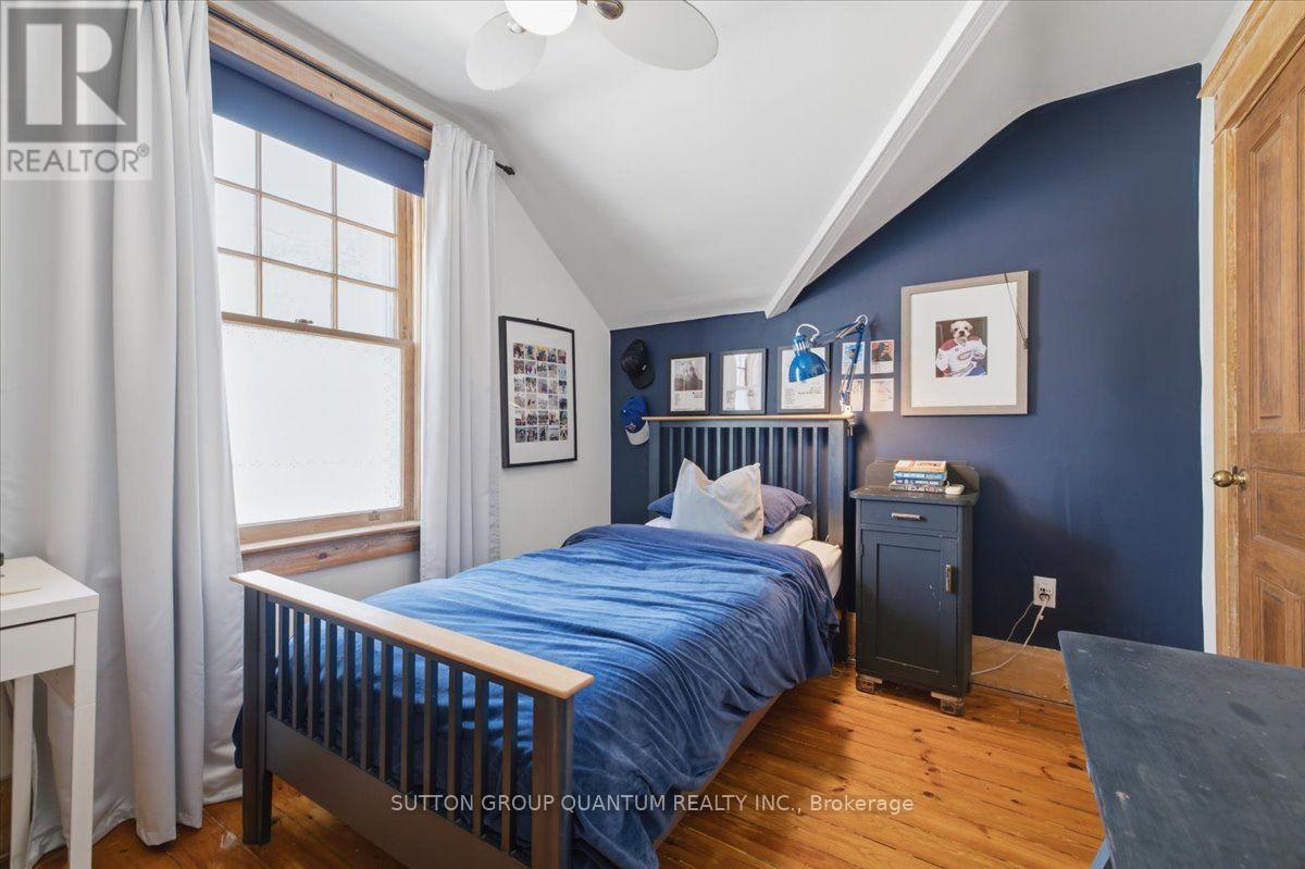 137 Chisholm Street Property Photo 28