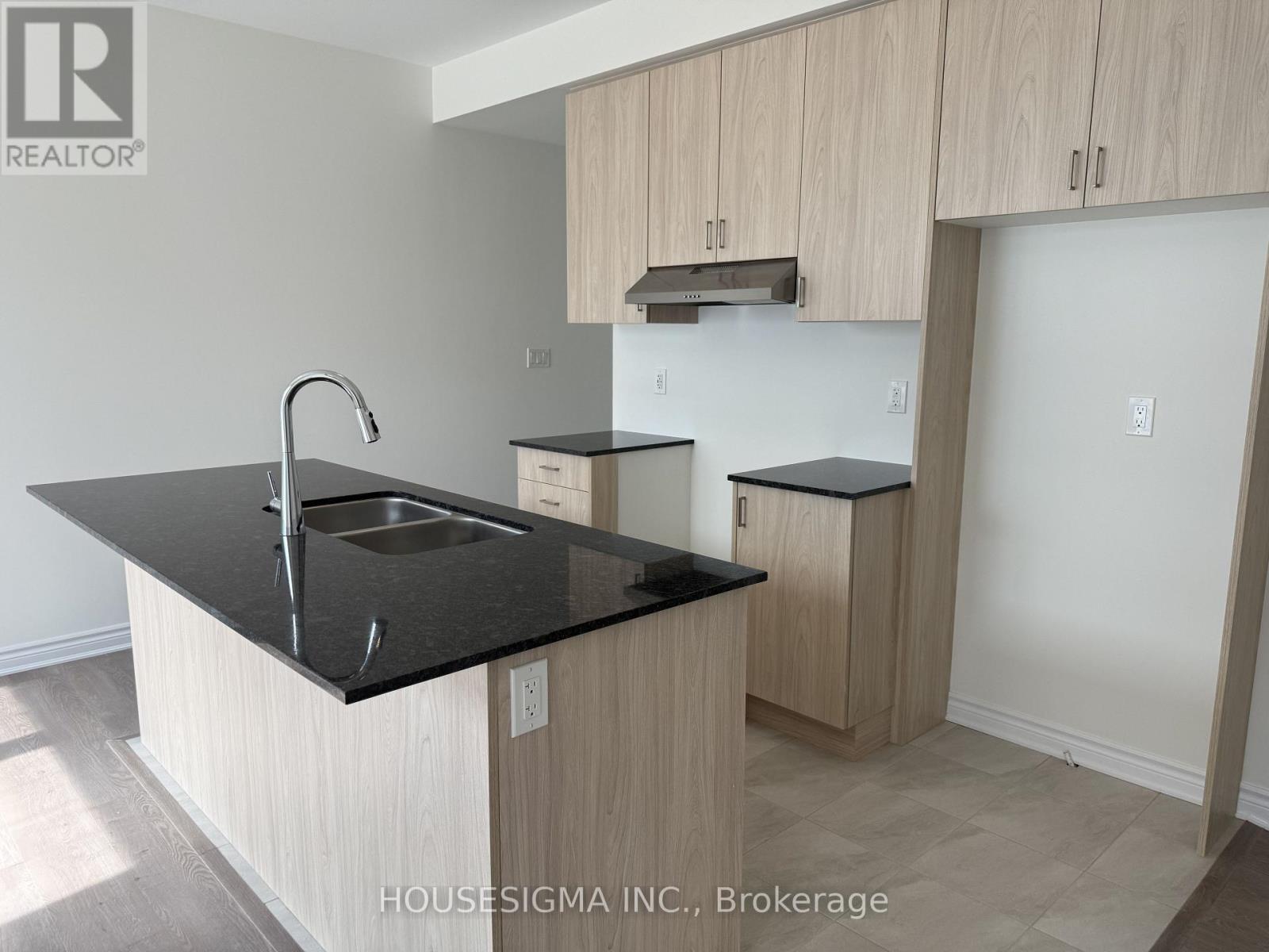 94 Fieldfare Road Property Photo 3