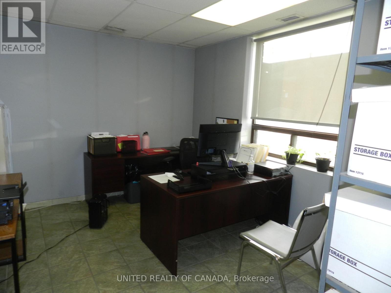 1807 Drew Road Property Photo 10