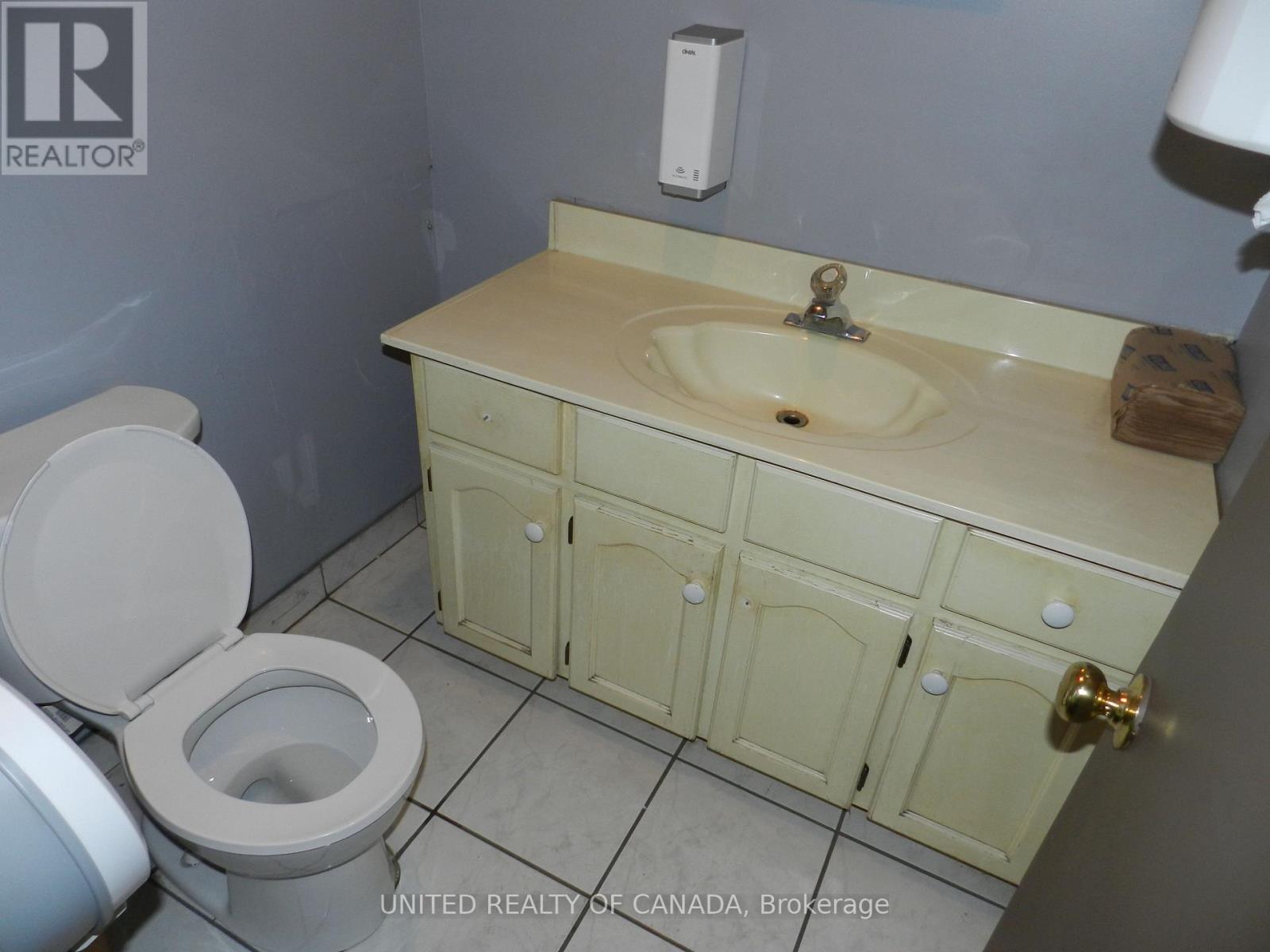 1807 Drew Road Property Photo 18