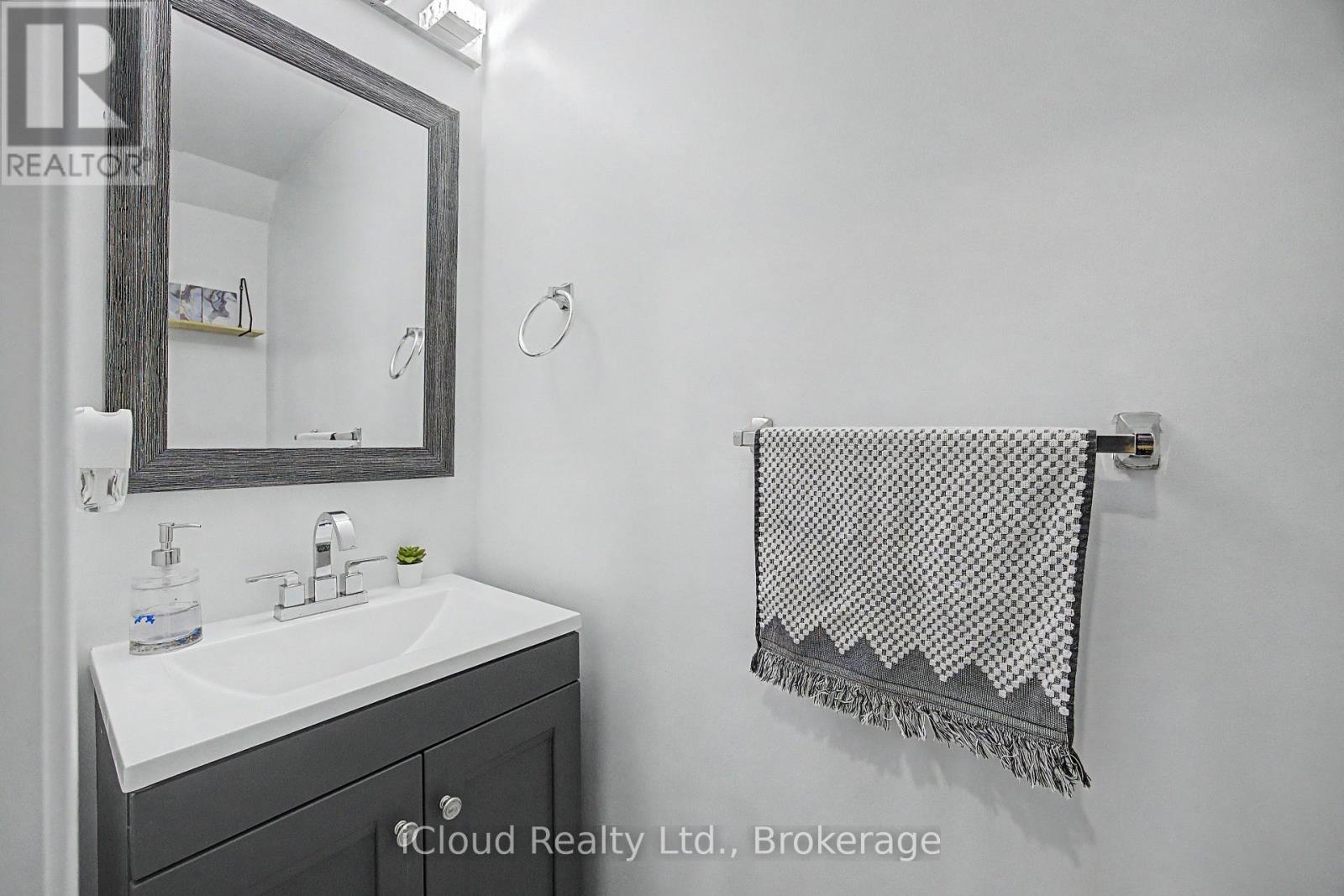 6 - 180 Howden Boulevard Property Photo 13