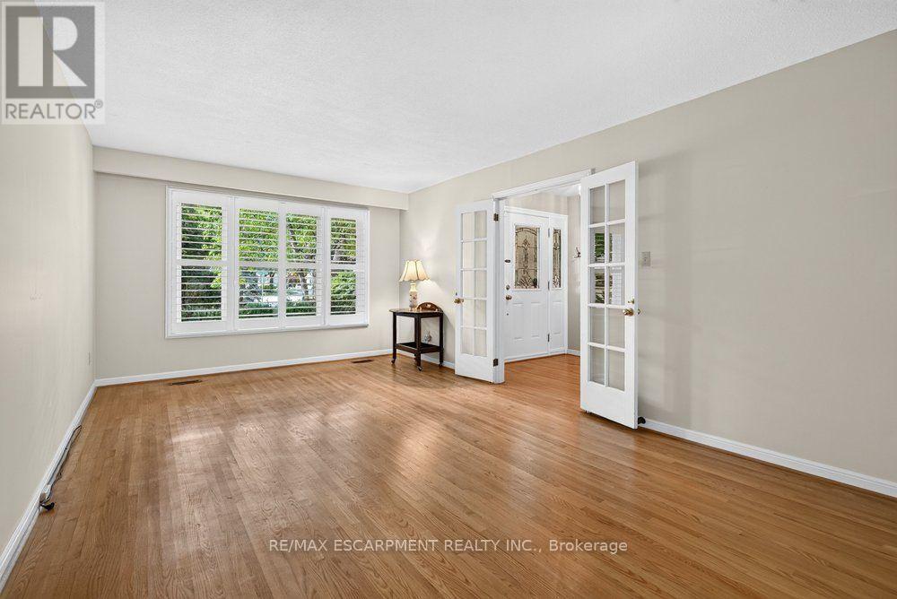 159 All Saints Crescent Property Photo 4