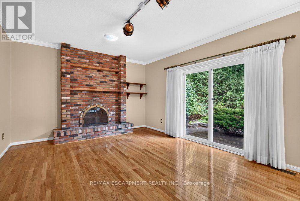 159 All Saints Crescent Property Photo 9