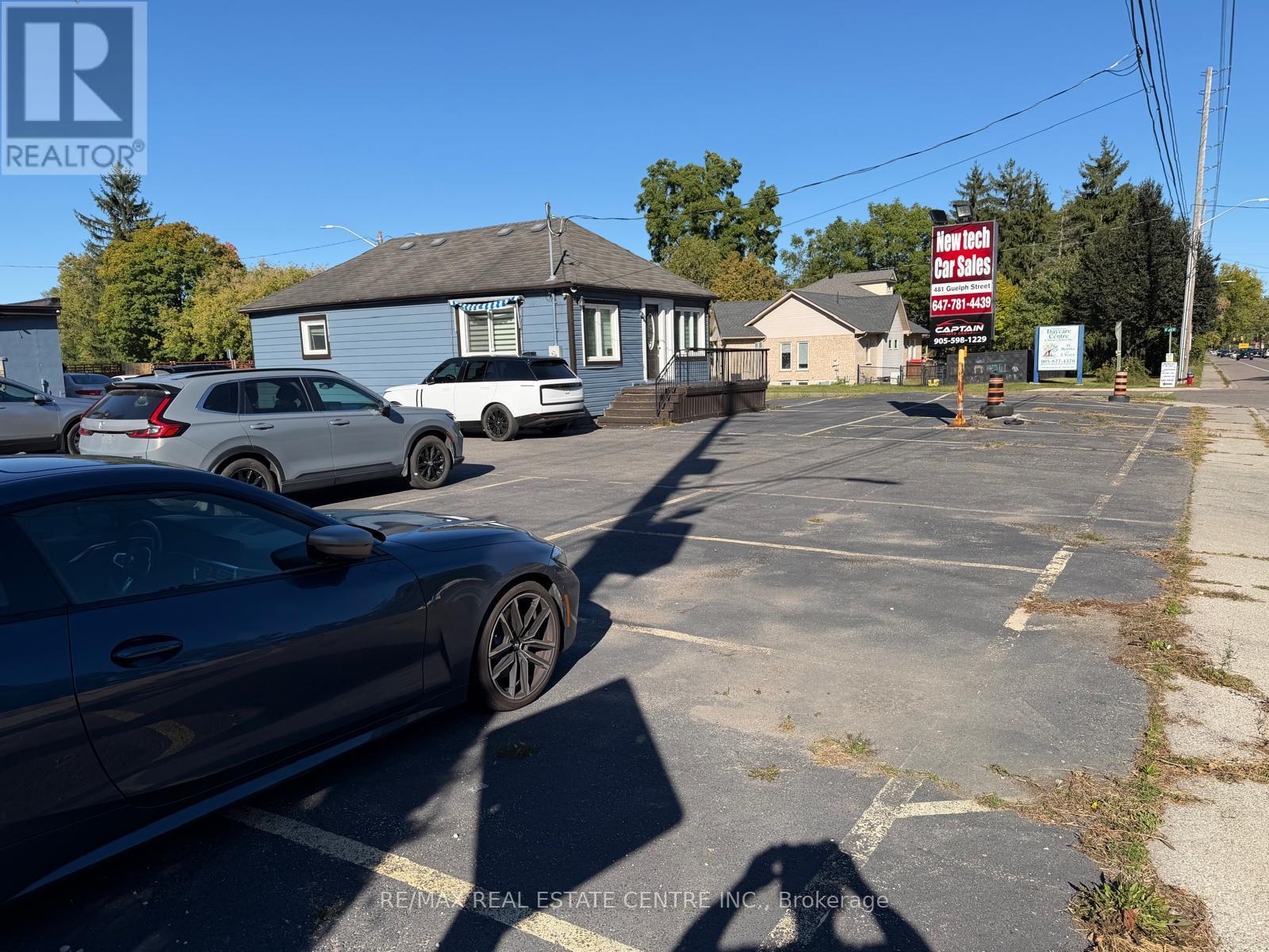 481 Guelph Street N Property Photo 4