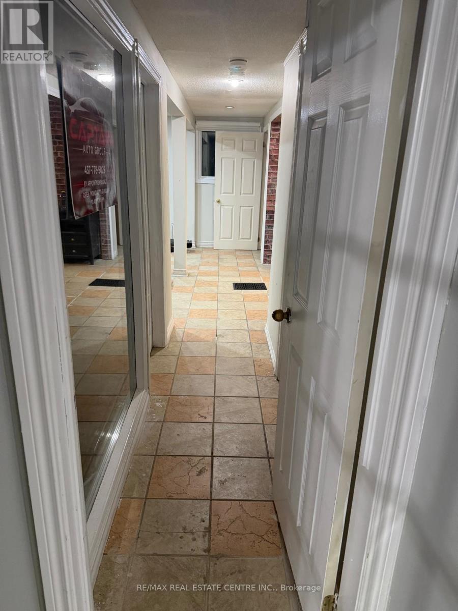 481 Guelph Street N Property Photo 6