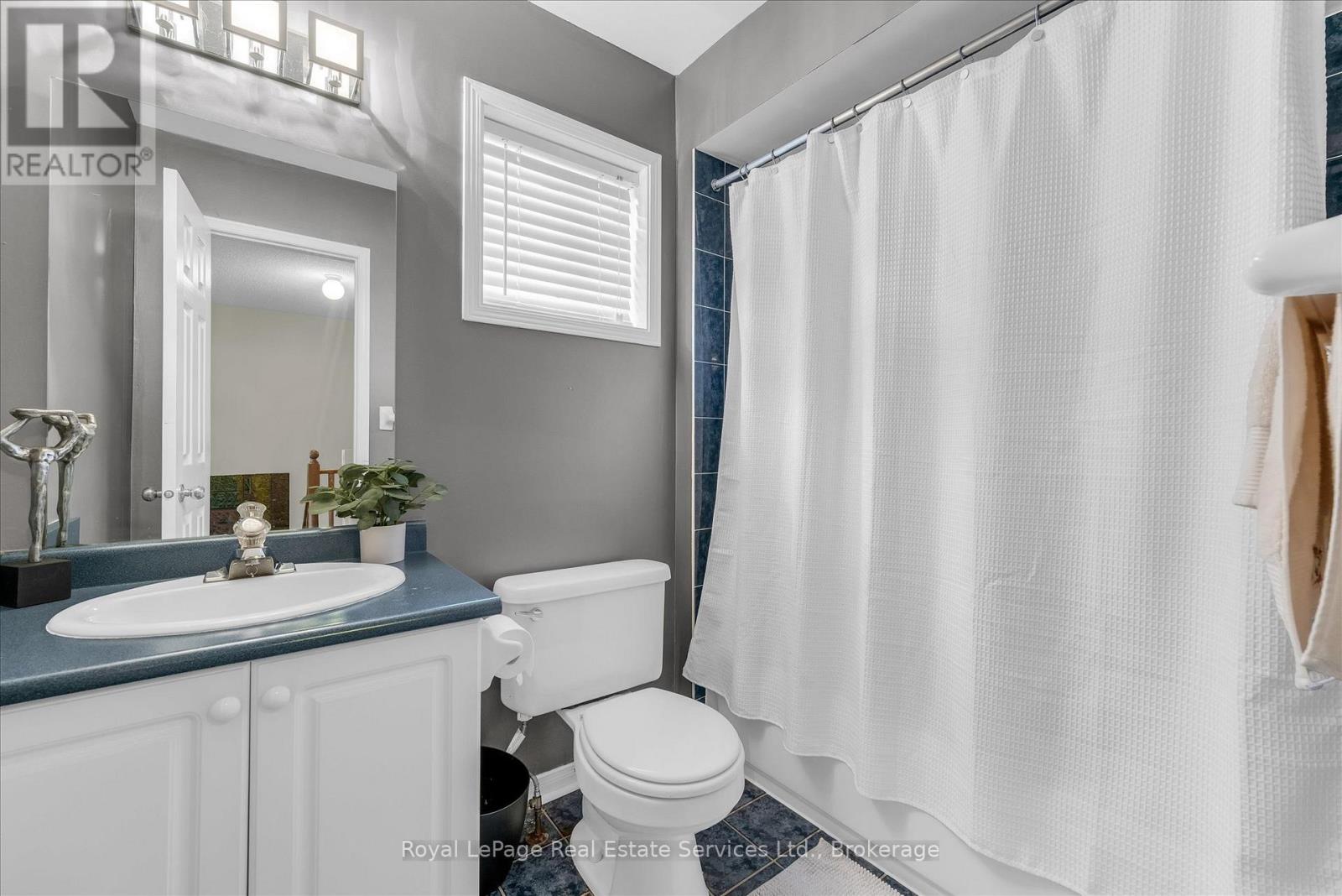 1155 Davis Lane Property Photo 12