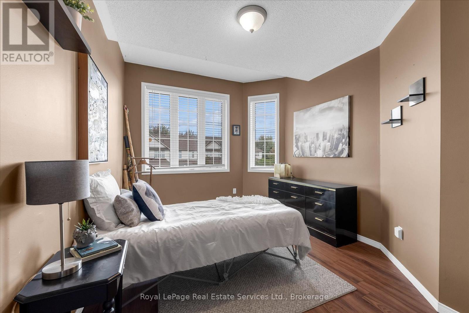 1155 Davis Lane Property Photo 13
