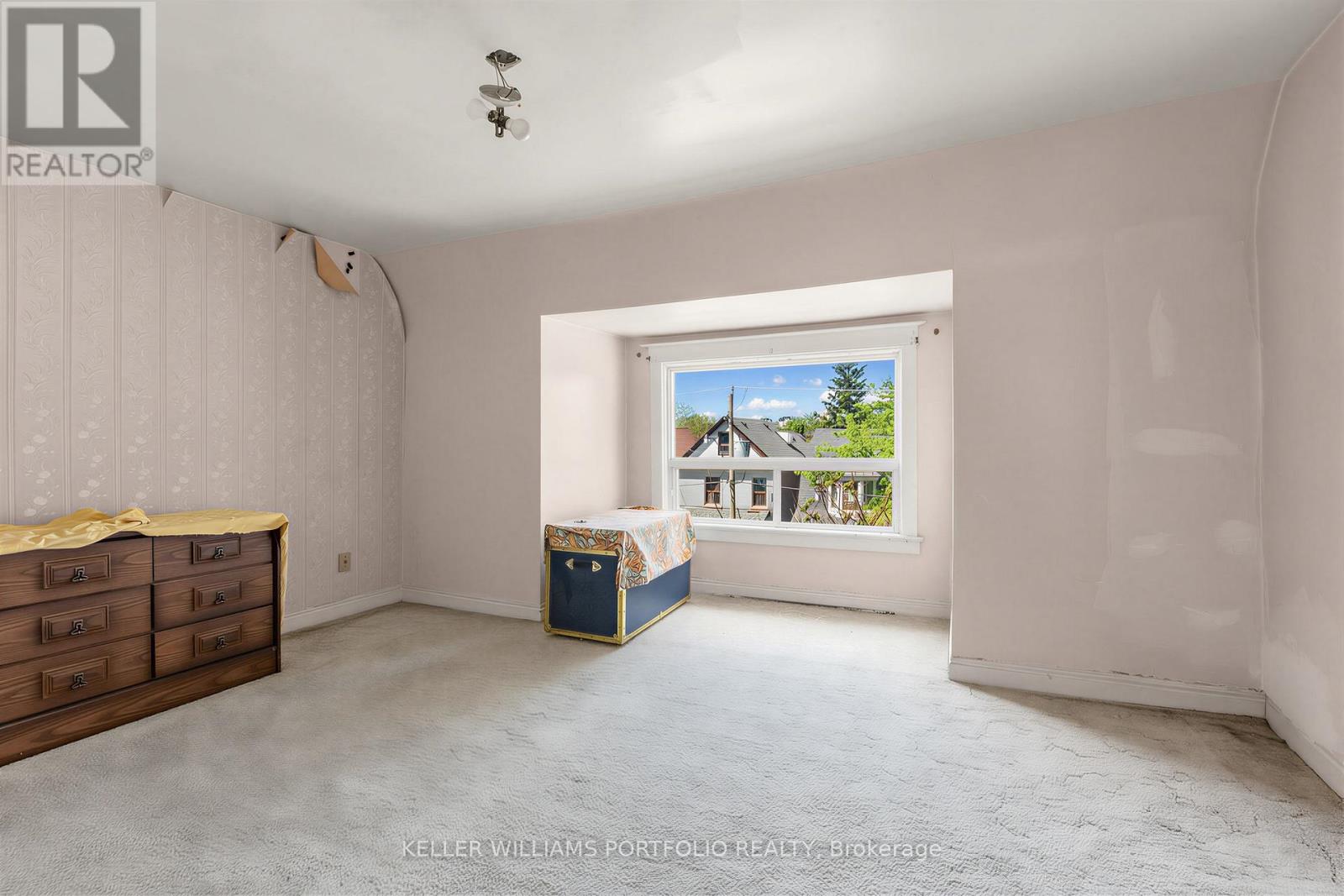 207 Symington Avenue Property Photo 8
