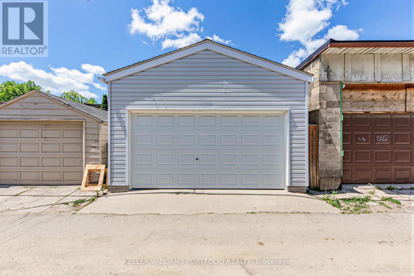207 Symington Avenue Property Photo 37