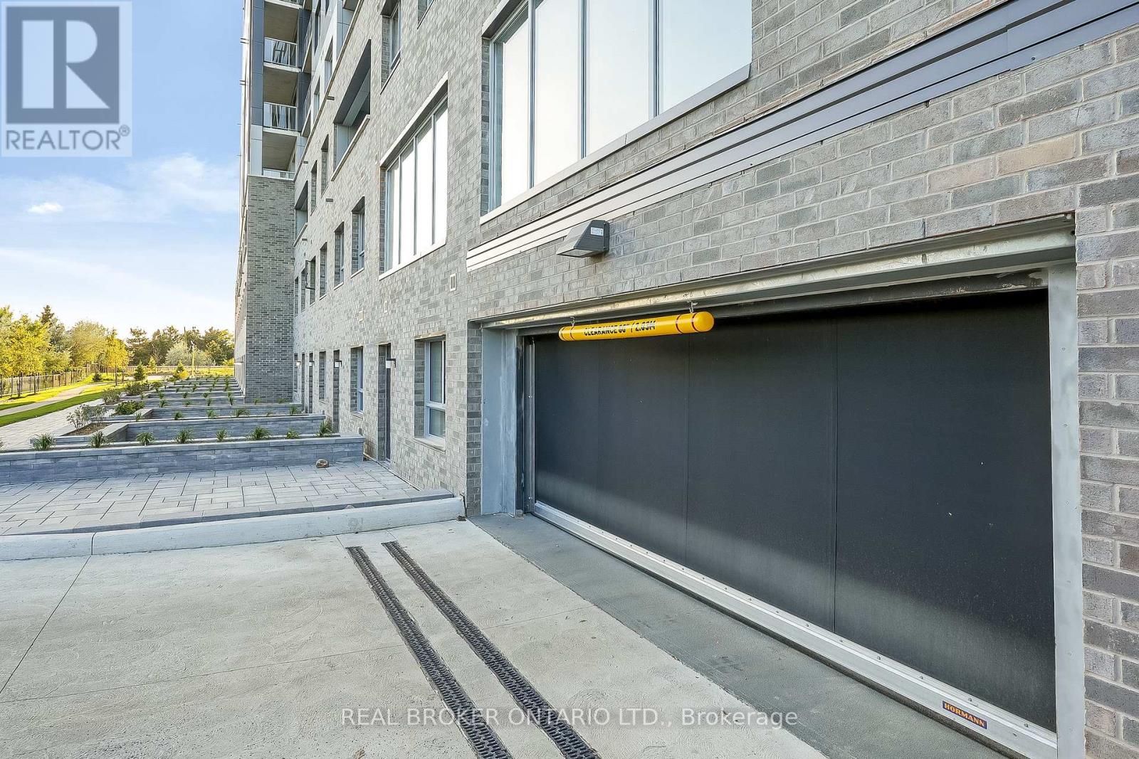 611 - 100 Manett Crescent Property Photo 13