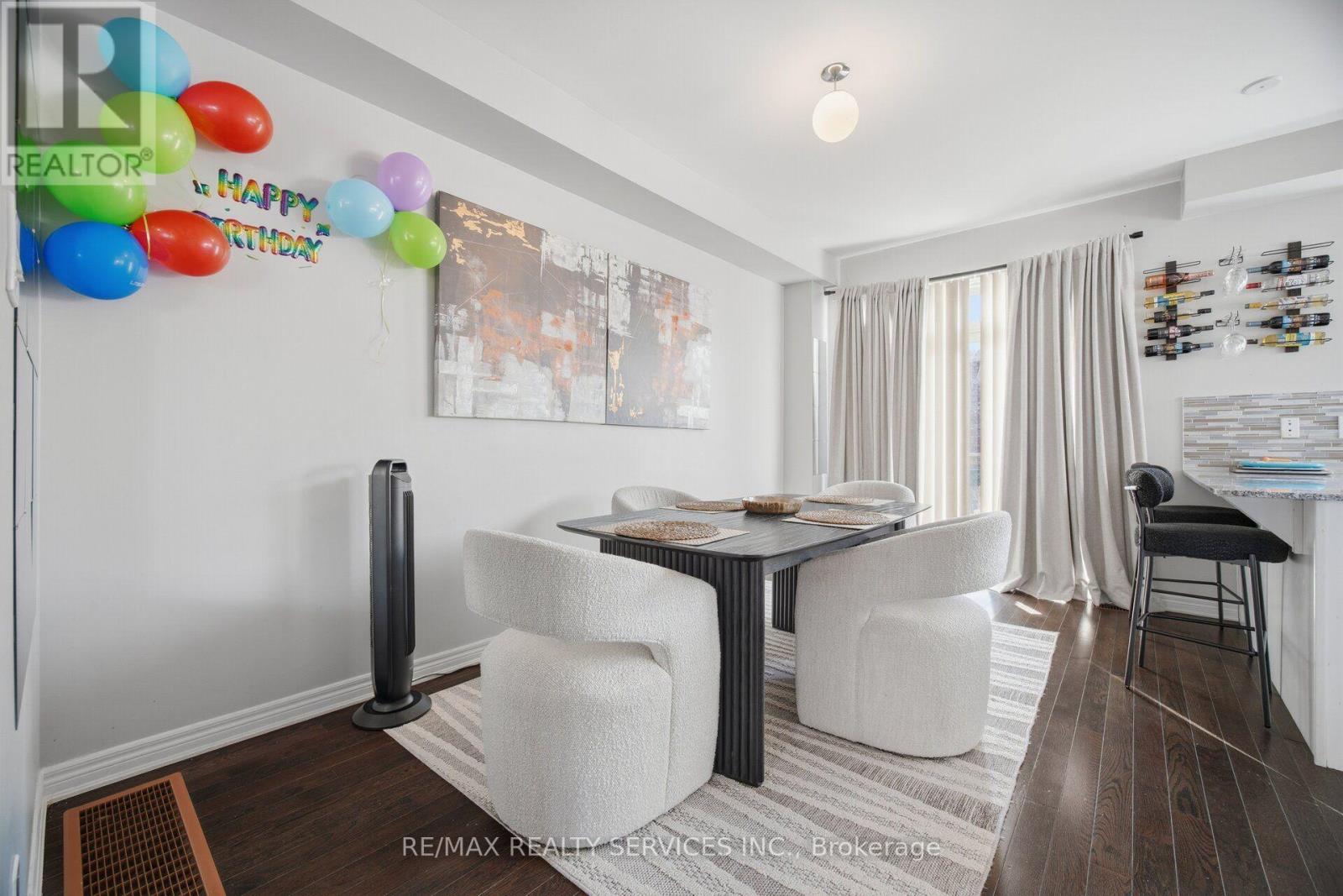 72 Rockman Crescent Property Photo 13