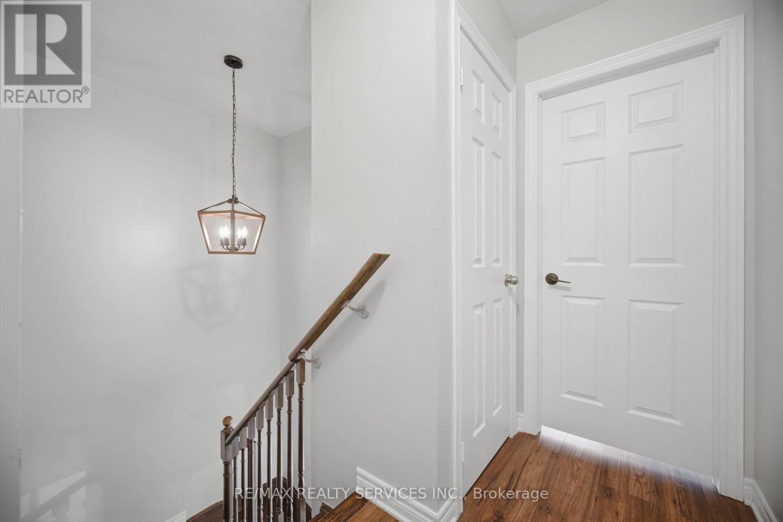 72 Rockman Crescent Property Photo 22