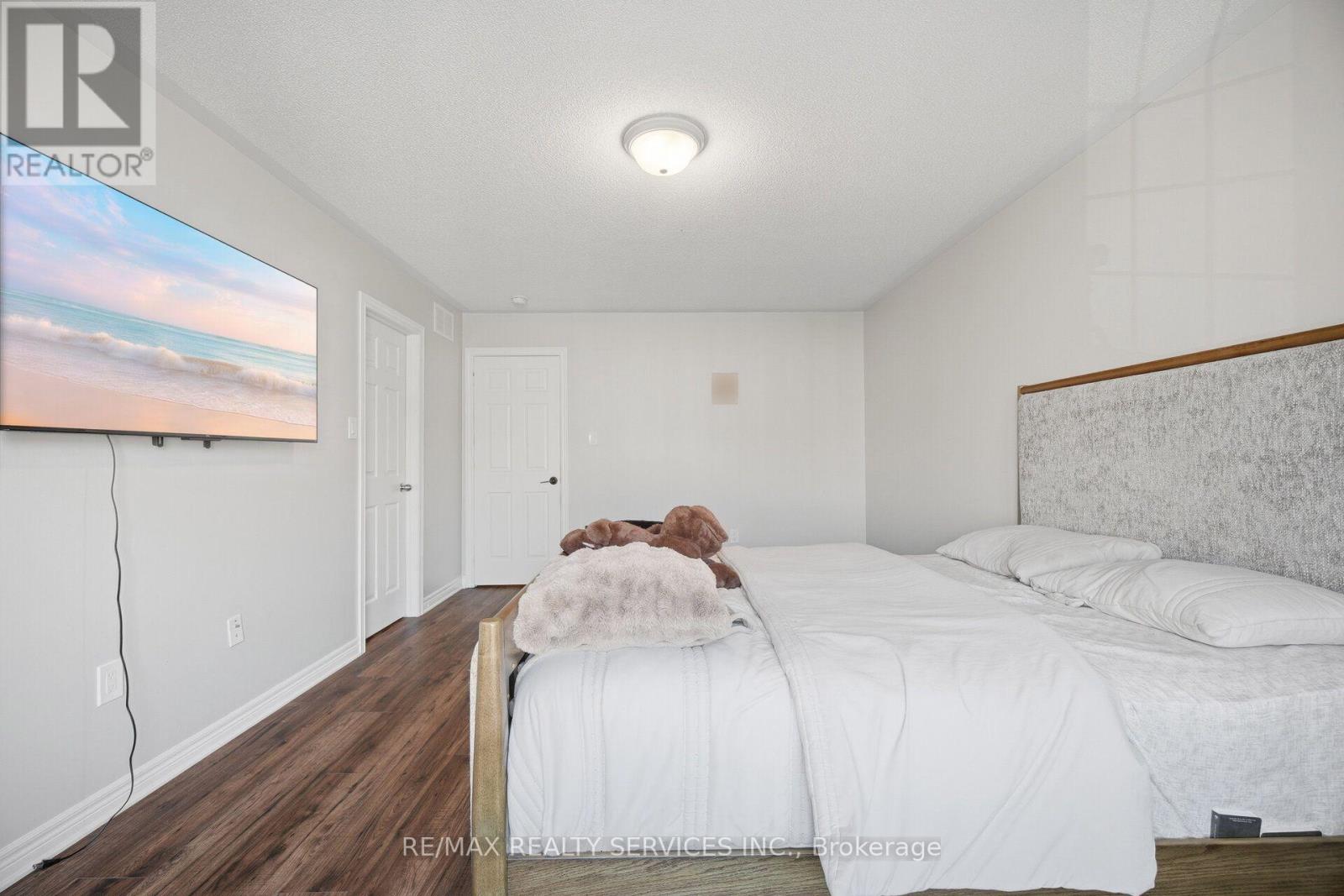 72 Rockman Crescent Property Photo 26