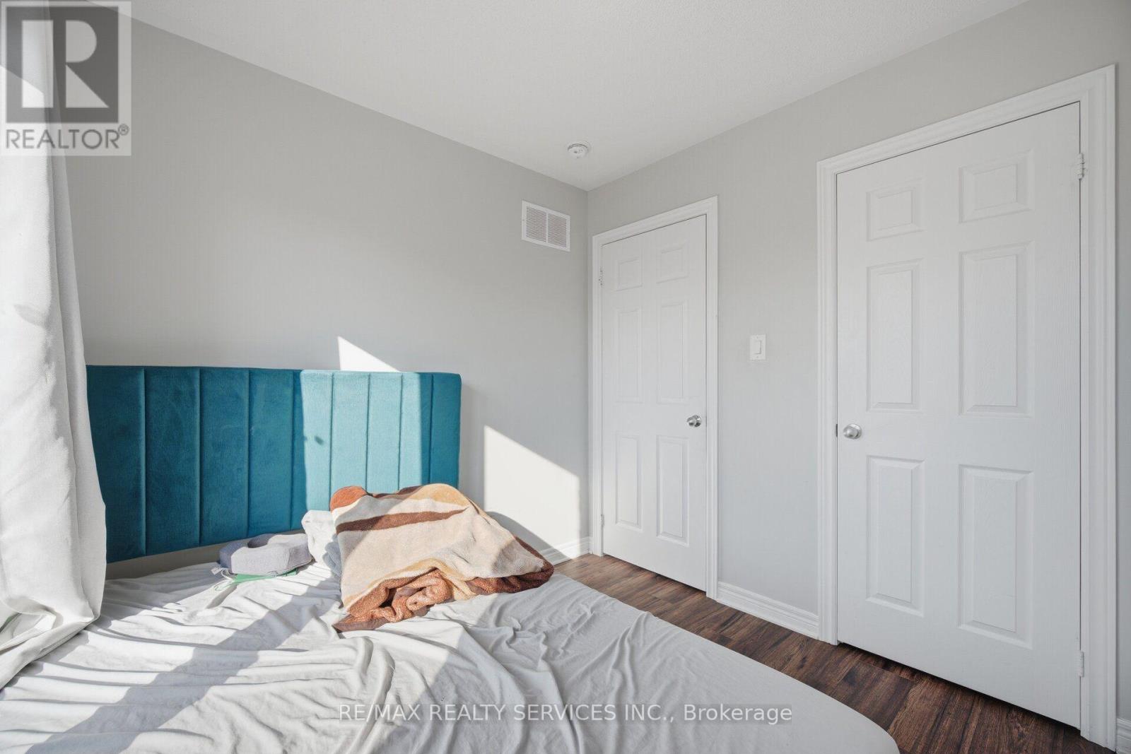 72 Rockman Crescent Property Photo 31