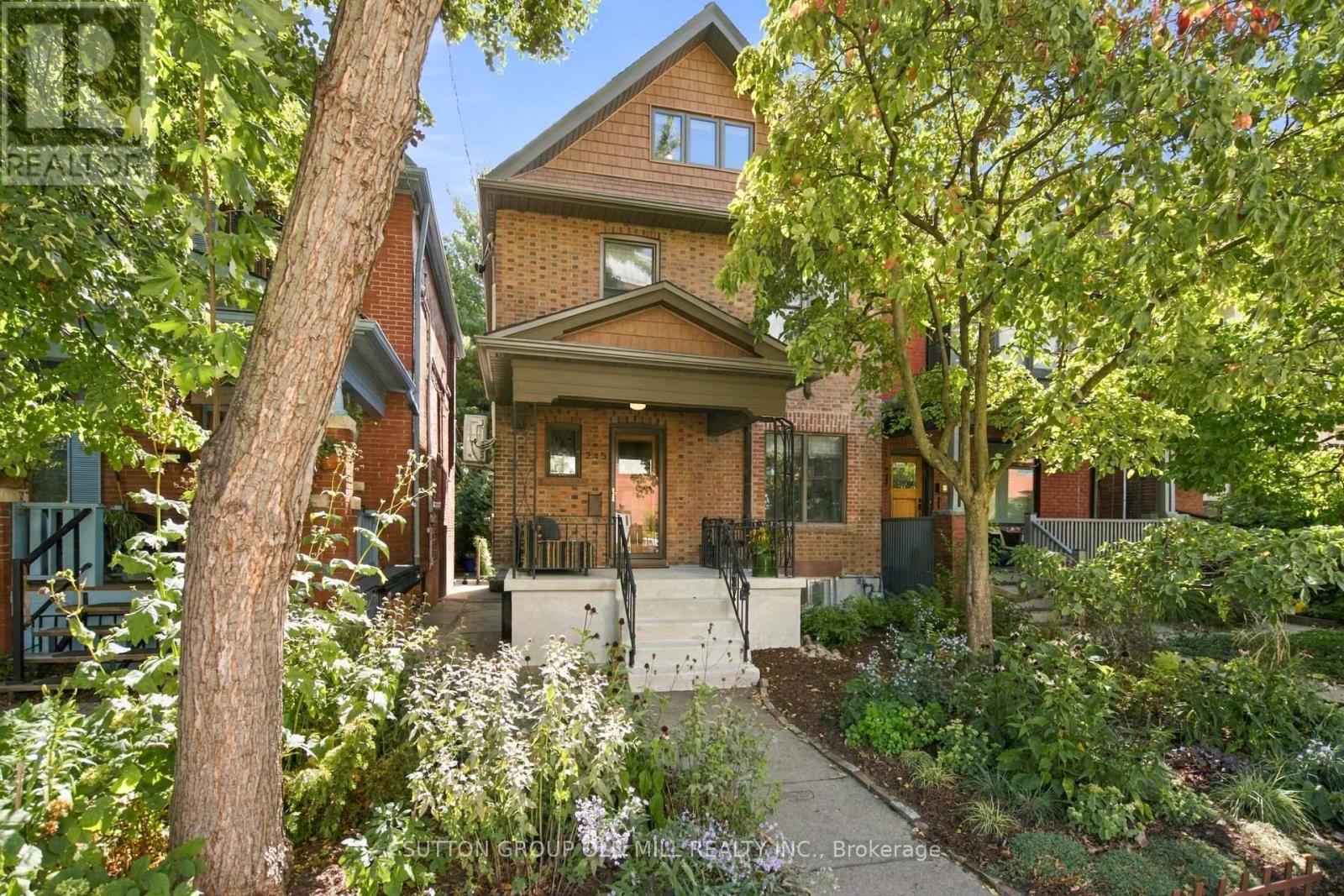 245 St Johns Road Property Photo 1