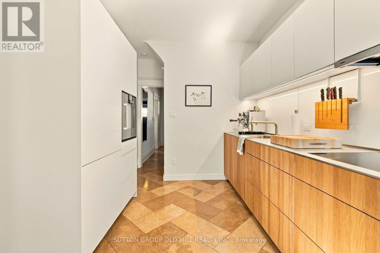 245 St Johns Road Property Photo 10