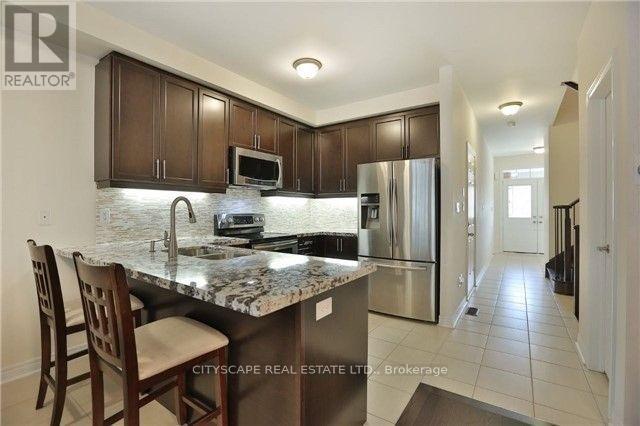 138 Sky Harbour Drive Property Photo 2