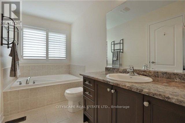 138 Sky Harbour Drive Property Photo 6