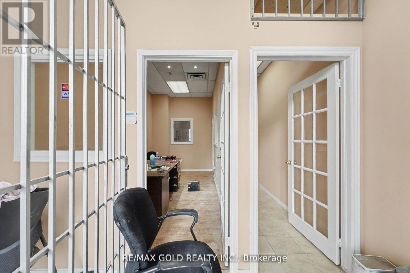 110 - 2985 Drew Road Property Photo 13