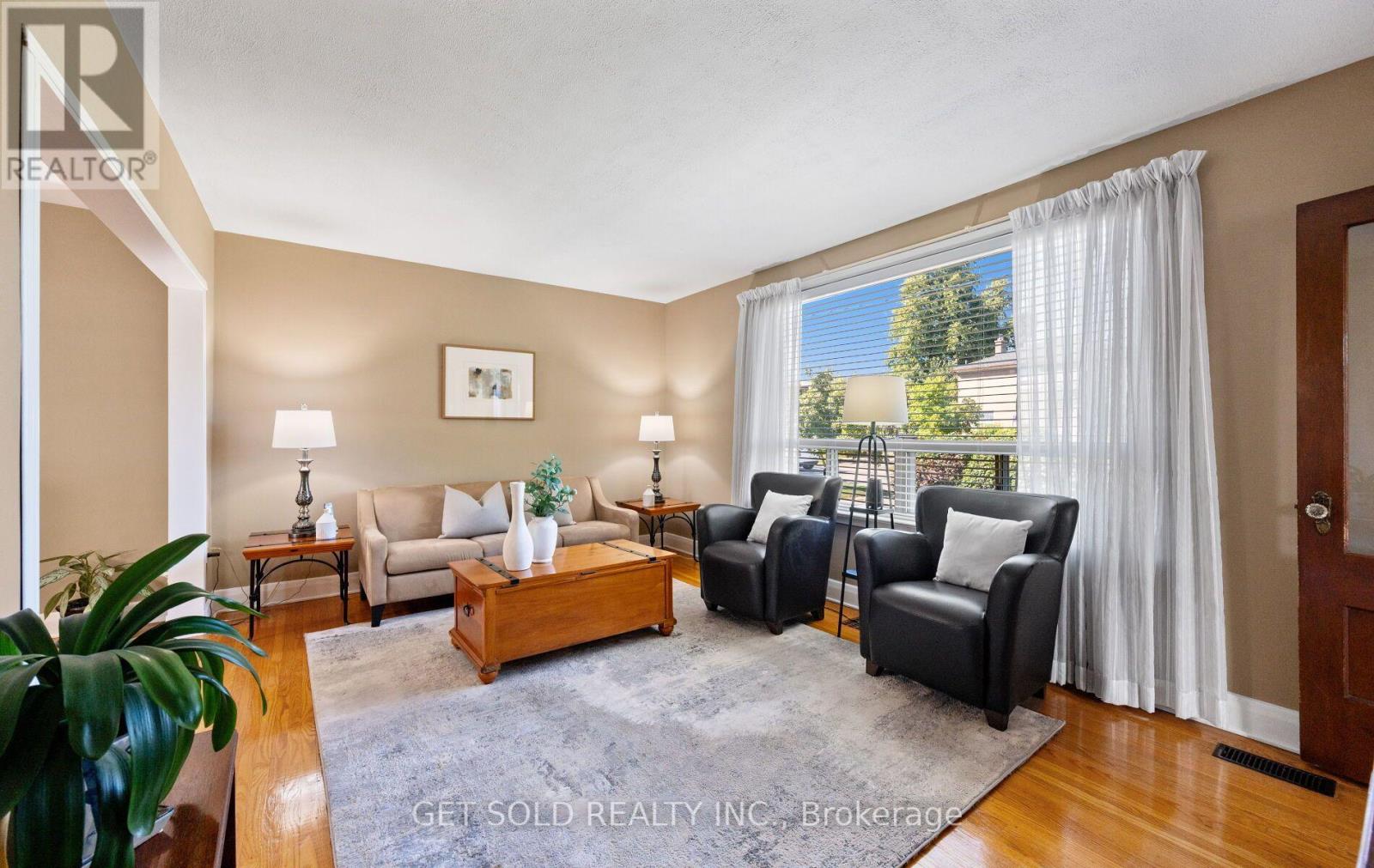 25 ALLENBY AVENUE Property Photo 1