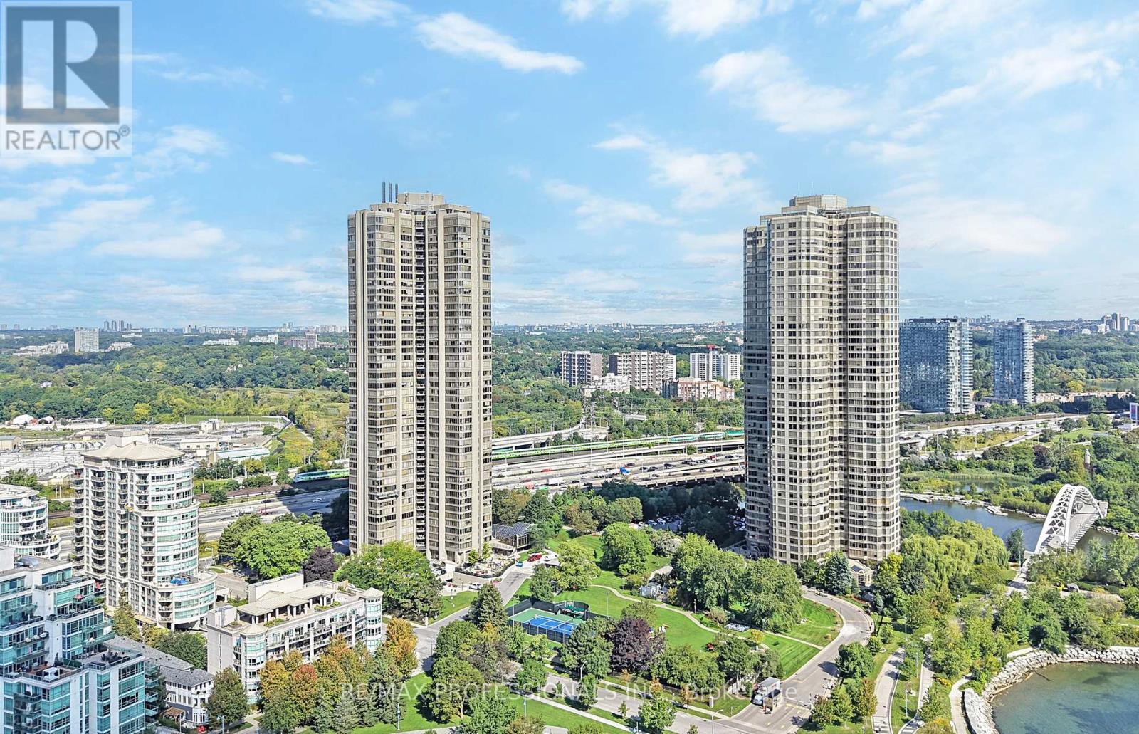 3507 - 2045 Lake Shore Boulevard W Property Photo