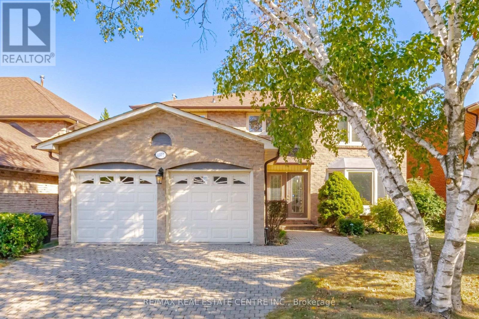 1572 Maple Ridge Drive Property Photo 1