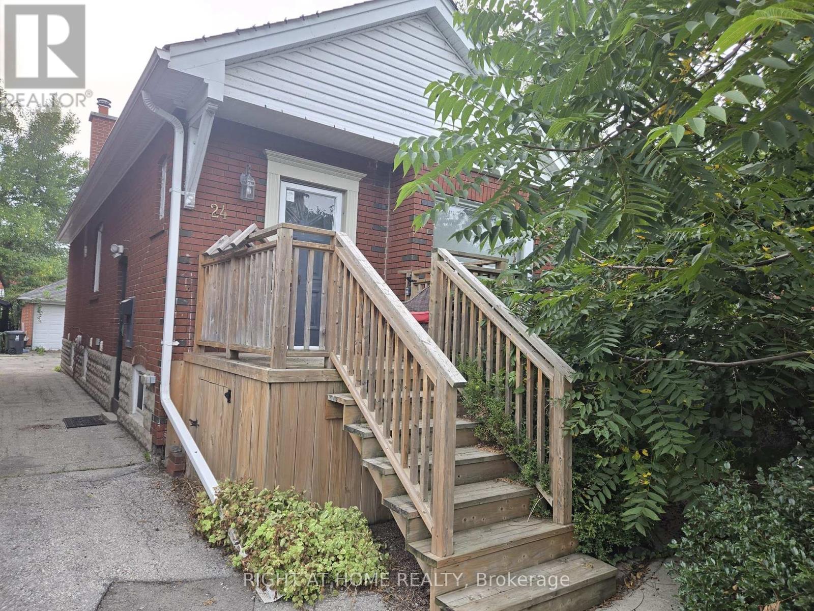 24 Third Street Property Photo 2