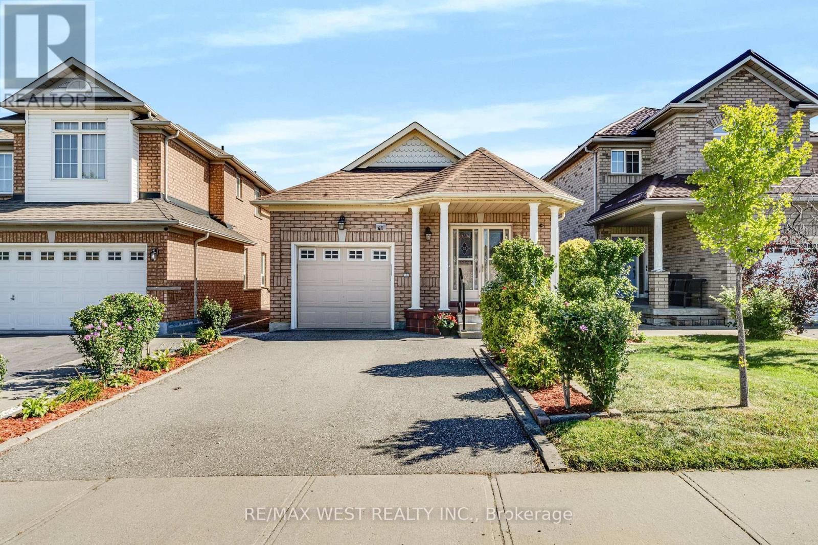 41 Olympia Crescent Photo de la propriété 1