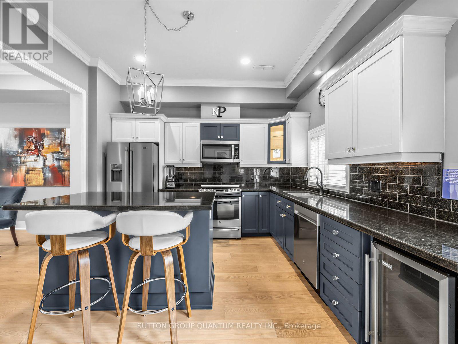 236 Randall Street Property Photo 8