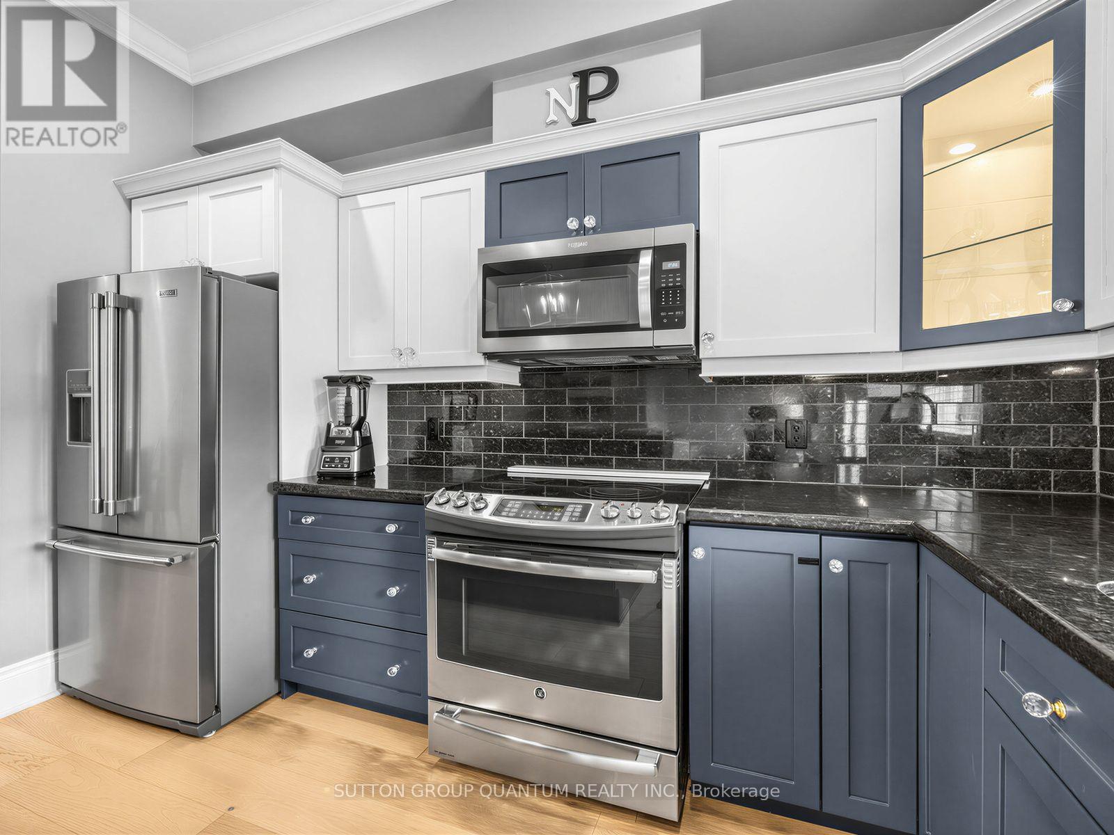 236 Randall Street Property Photo 9