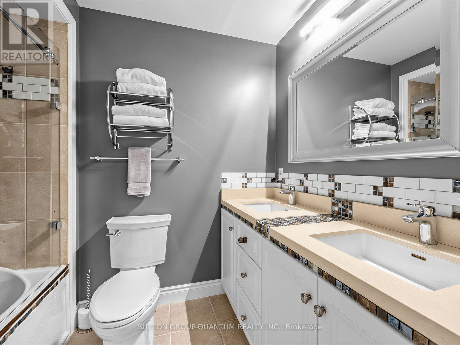 236 Randall Street Property Photo 16